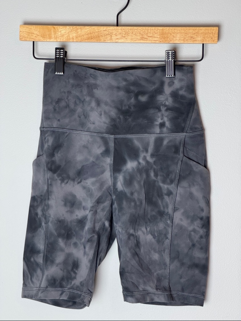 Lululemon Yoga Biker Shorts 4